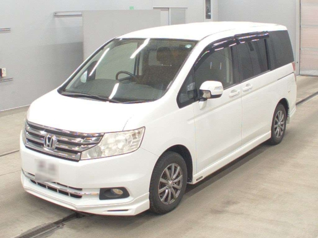 HONDA STEP WAGON 2012