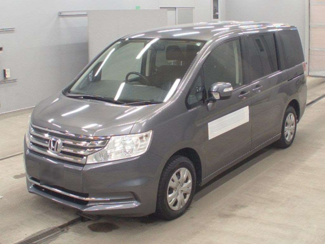 HONDA STEP WAGON 2013