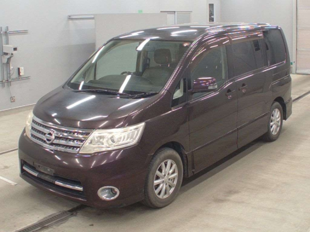 NISSAN SERENA