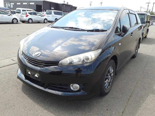 TOYOTA WISH 2012