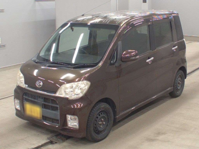 DAIHATSU TANTO EXE 2010