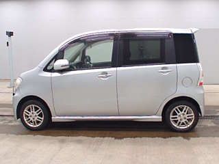 DAIHATSU TANTO EXE 2010