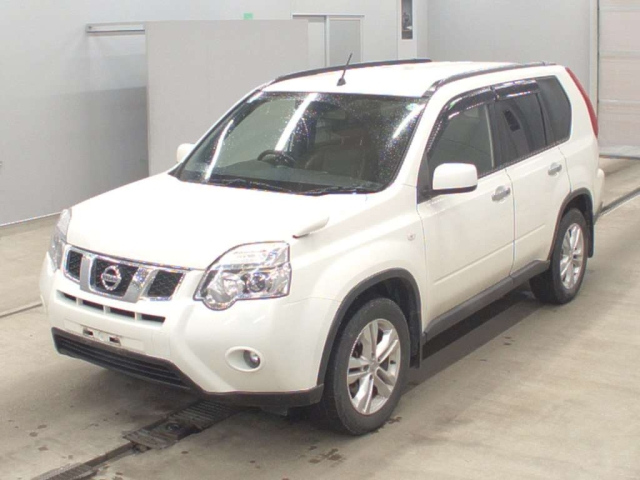 NISSAN X-TRAIL 2013