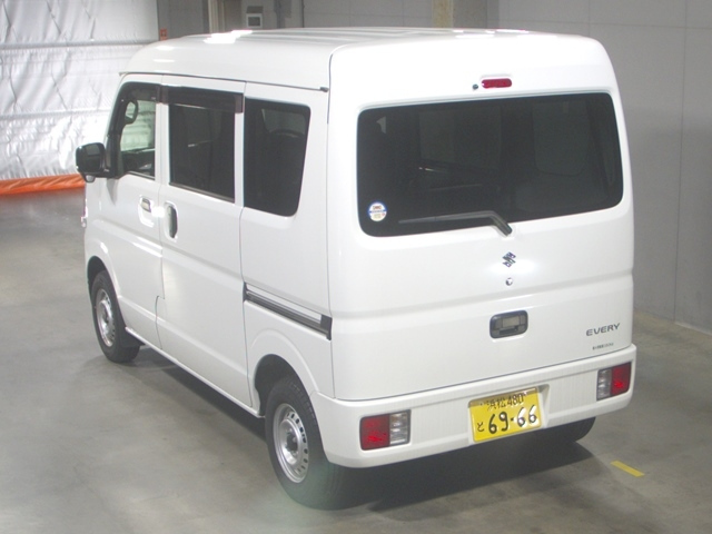 SUZUKI EVERY 2023