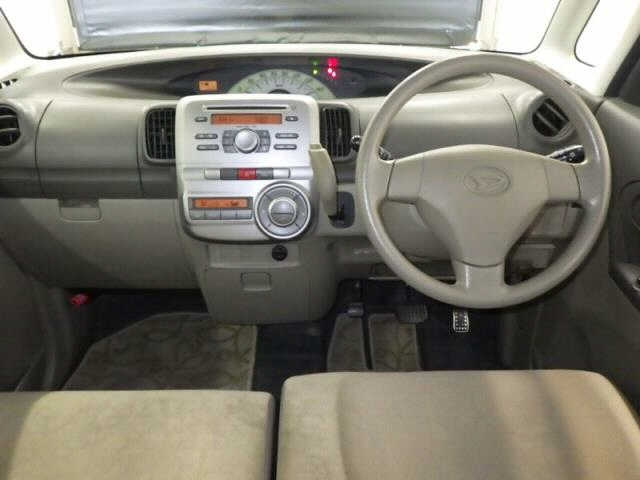 DAIHATSU TANTO 2008