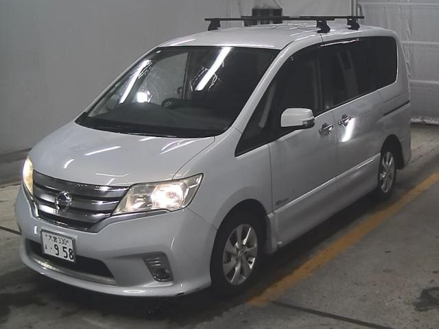 NISSAN SERENA 2013