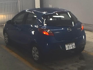 MAZDA DEMIO 2010