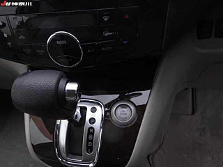 NISSAN SERENA 2012
