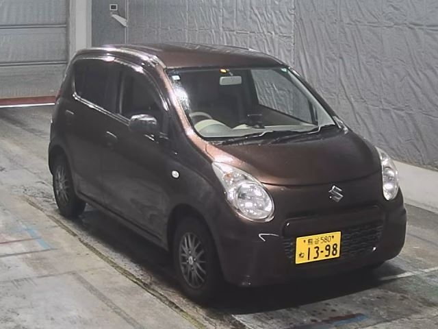 SUZUKI ALTO 2013