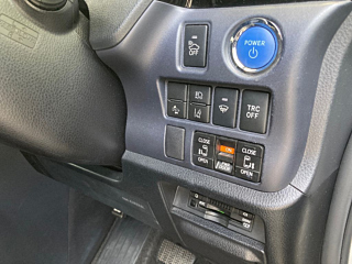 TOYOTA VOXY 2016