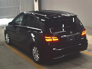 MERCEDES BENZ B CLASS 2015