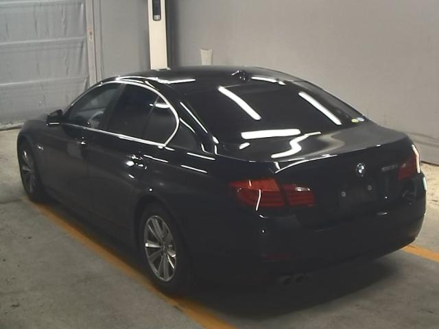 BMW 5 SERIES 2010