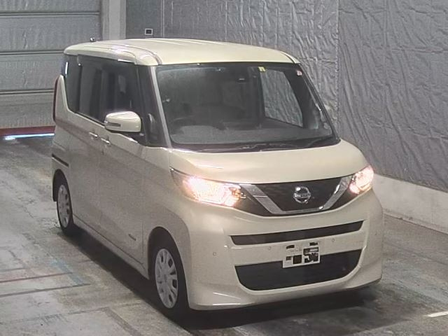 NISSAN ROOX 2020