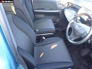 HONDA FREED 2012