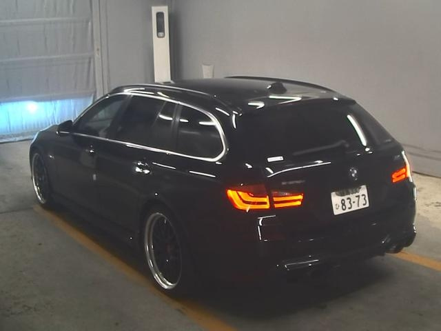 BMW 5 SERIES 2012
