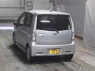 DAIHATSU MOVE 2013