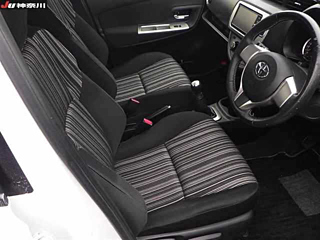 TOYOTA VITZ 2016