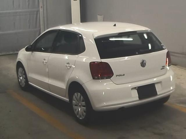 VOLKSWAGEN POLO 2014