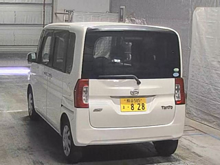 DAIHATSU TANTO 2013