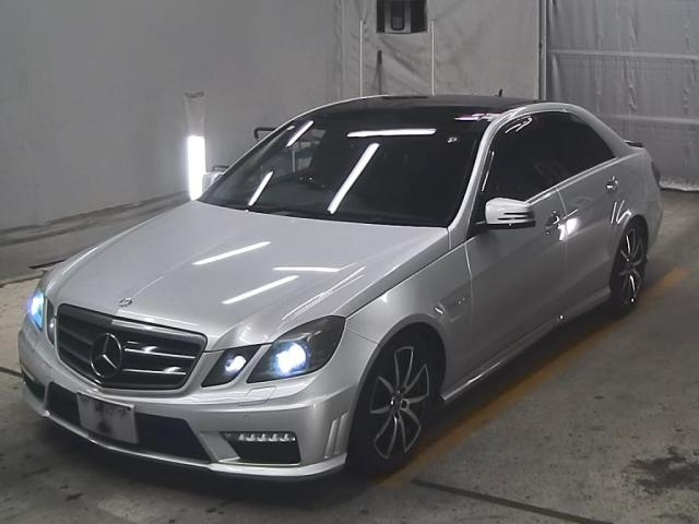 MERCEDES BENZ E CLASS 2010