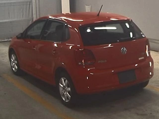 VOLKSWAGEN POLO 2014