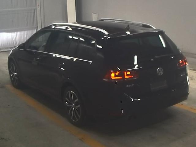 VOLKSWAGEN GOLF VARIANT 2016