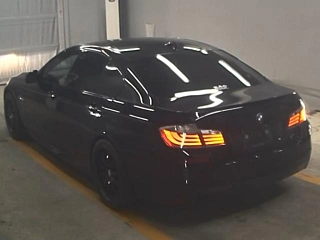 BMW 5 SERIES 2011