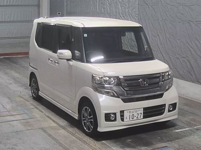 HONDA N BOX 2015