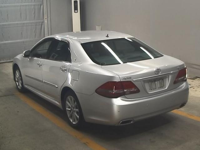TOYOTA CROWN 2009