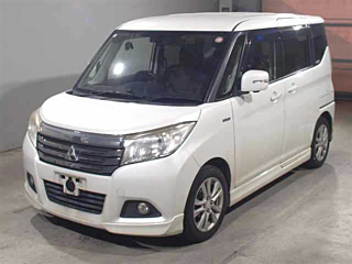 Заказать MITSUBISHI DELICA D2