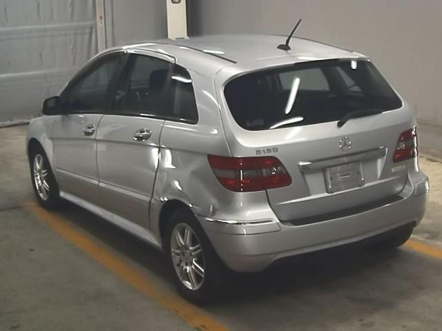 MERCEDES BENZ B CLASS 2010