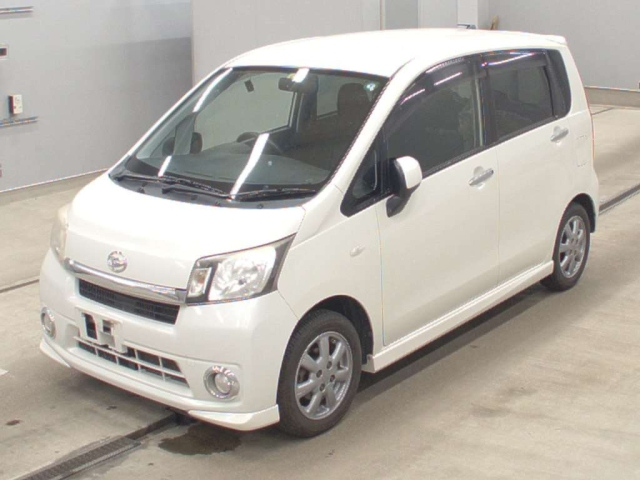 DAIHATSU MOVE 2014