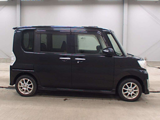 DAIHATSU TANTO 2014