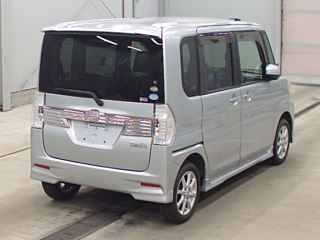 DAIHATSU TANTO 2016
