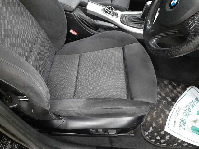 BMW 3 SERIES 2011