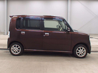 DAIHATSU MOVE CONTE 2016