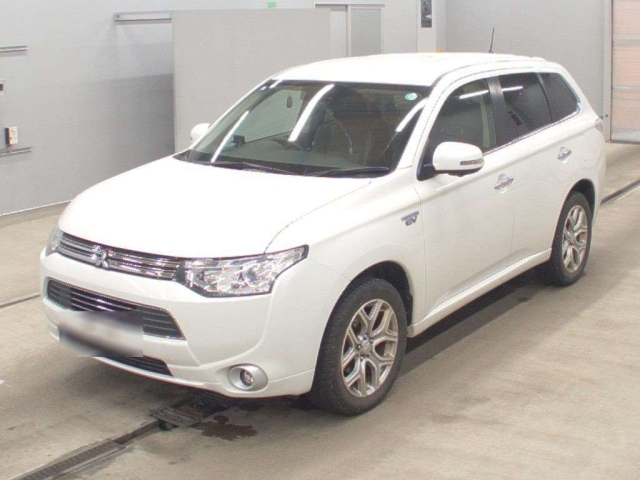 MITSUBISHI OUTLANDER PHEV 2013