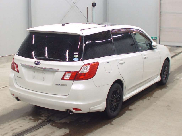 SUBARU EXIGA 2010
