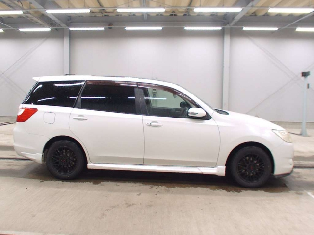 SUBARU EXIGA 2010