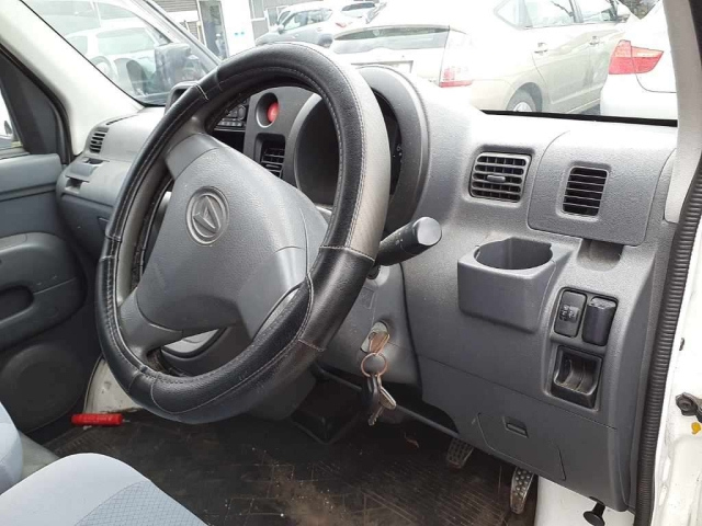 DAIHATSU HIJET VAN 2008