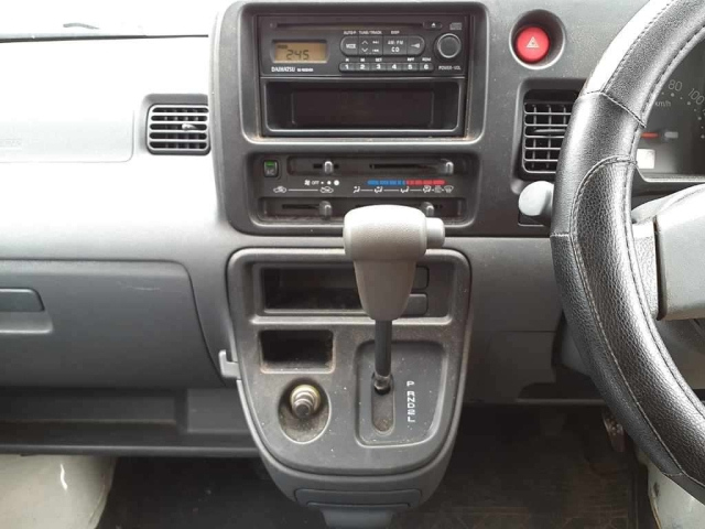 DAIHATSU HIJET VAN 2008