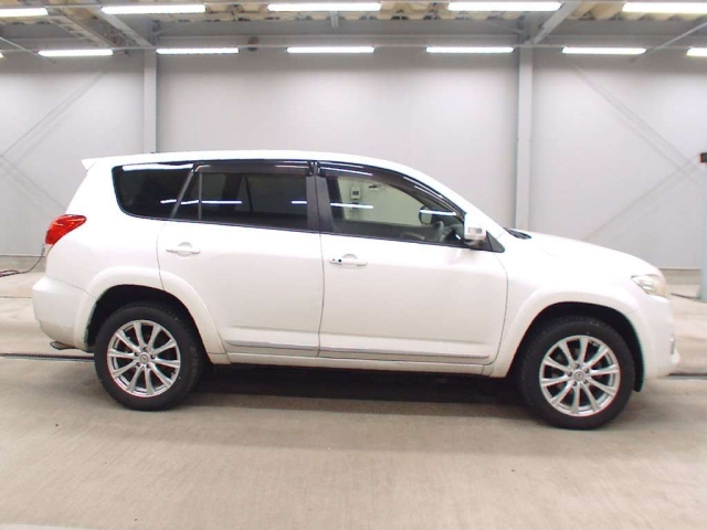 TOYOTA VANGUARD 2012