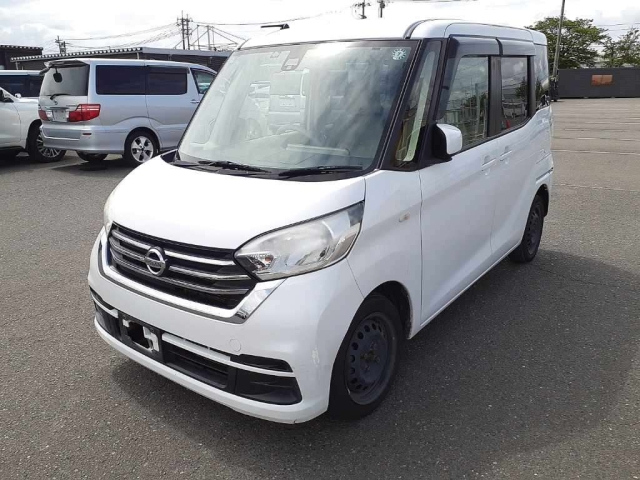 NISSAN DAYZ ROOX 2017