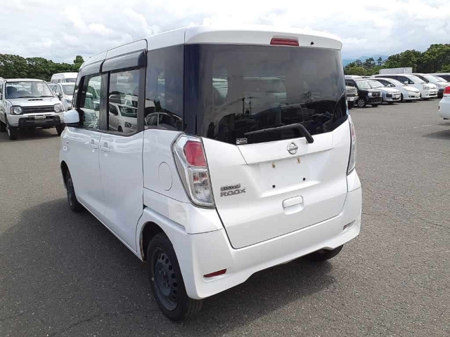 NISSAN DAYZ ROOX 2017