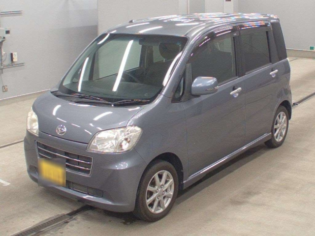 DAIHATSU TANTO EXE 2011