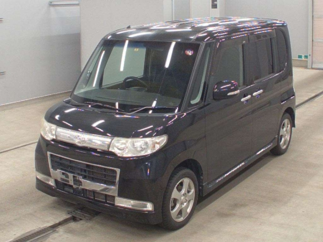 DAIHATSU TANTO 2010