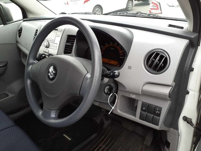 SUZUKI WAGON R 2011