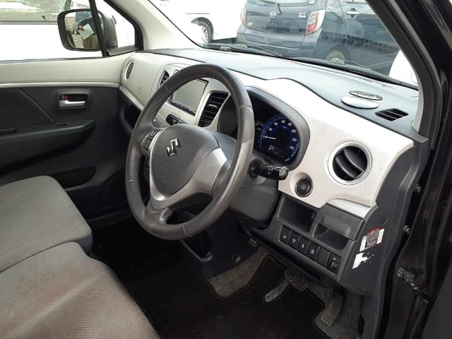 SUZUKI WAGON R 2015