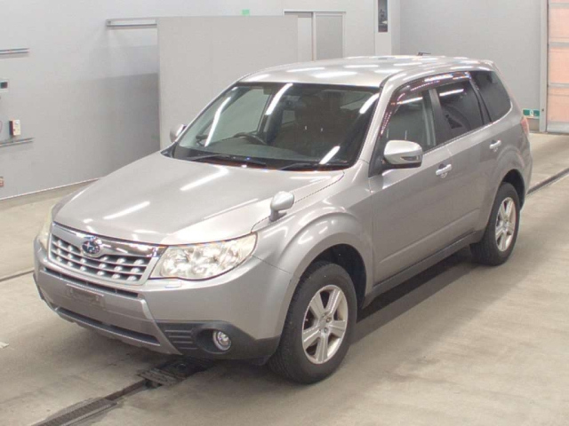SUBARU FORESTER 2011