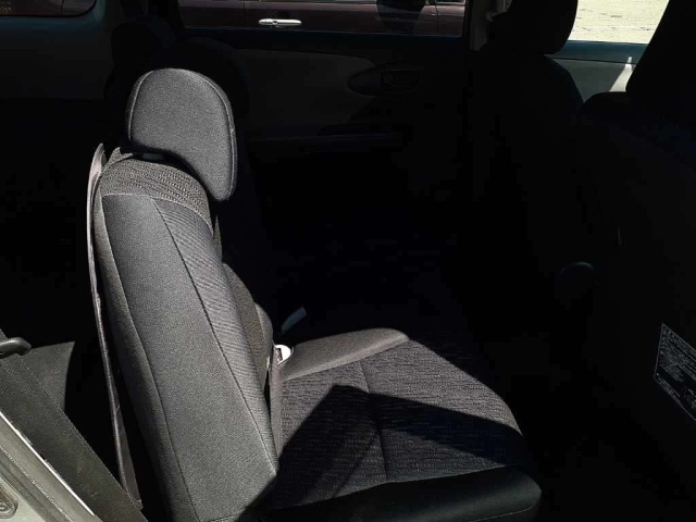 TOYOTA WISH 2010